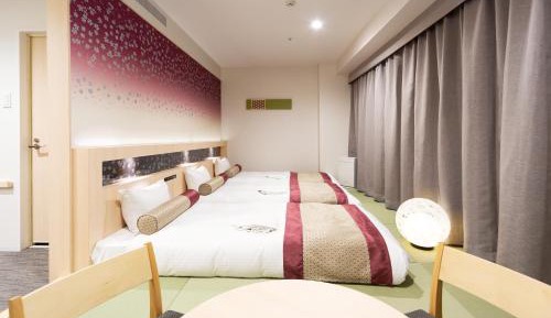Top Floor - Sakura Suite Room - Non-Smoking