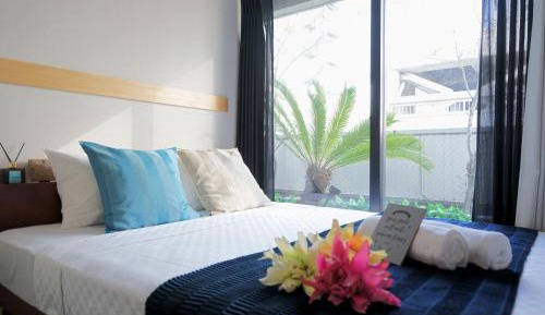 Standard Double Room with Shared Bathroom