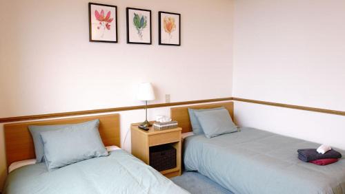 Western Twin Room