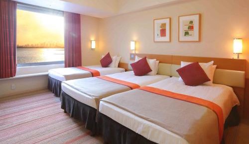 Harmony Room with 3 Beds - Non-Smoking	