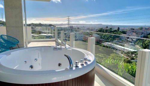 Three-Bedroom Villa 4th floor 