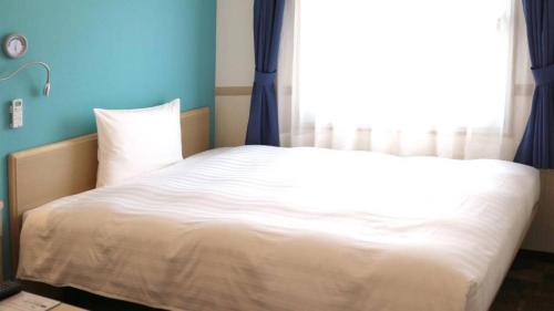 Standard Single Room - Smoking