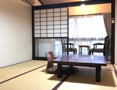 Japanese-Style Room - Smoking