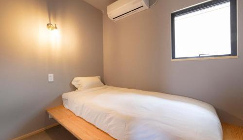 Single Room with Shared Shower and Toilet