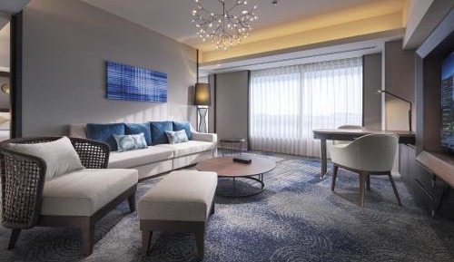 Premier Suite Room with River View - Non-Smoking