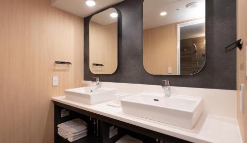 Superior One-Bedroom Apartment for 6