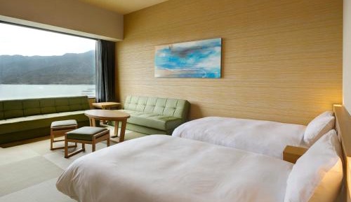 Deluxe Twin Room with Sea View