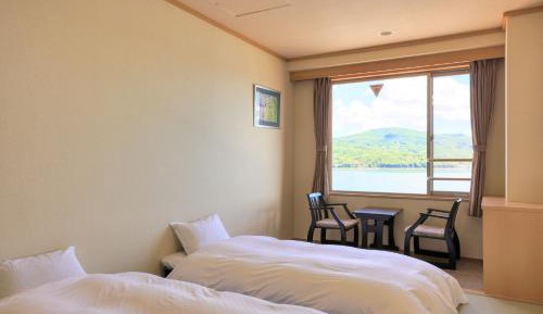 Japanese Style Room with Private Bathroom with Lake View