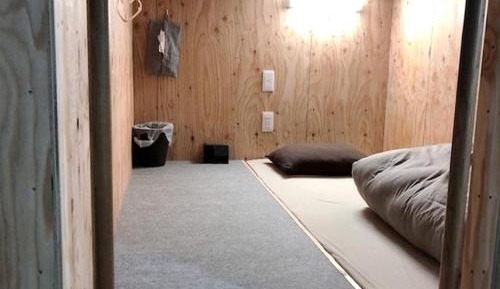 Bunk Bed in Mixed Dormitory Room