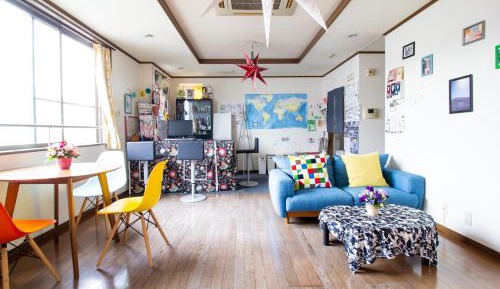 Triple Room with Shared Bathroom