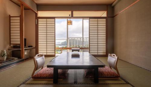 Japanese-Style Room