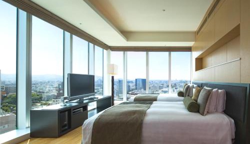 Executive Floor Corner Twin Room