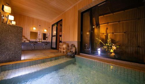Japanese-Style Twin Room with Private Bathroom