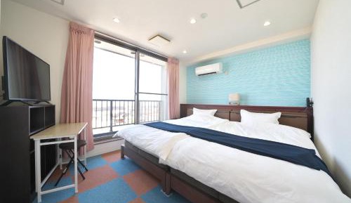 Twin Room with City View