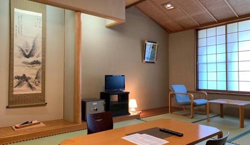 Japanese-Style Quadruple Room