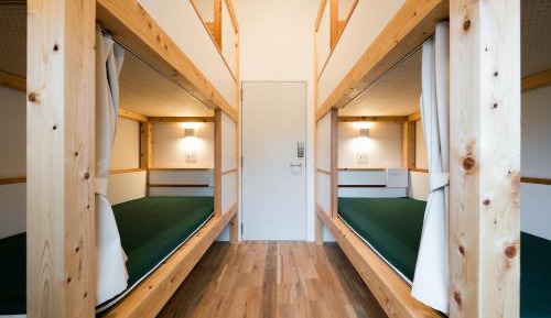 Economy Quadruple Room with Shared Bathroom