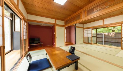 Japanese Western Room with Private Bath - Annex - Beni