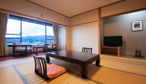 Japanese-Style Quadruple Room (All-You-Can-Drink Included)