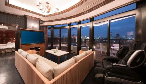 King Suite with Rooftop Terrace