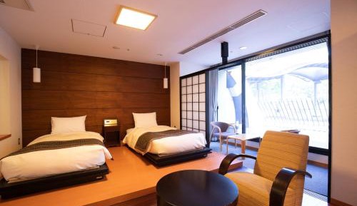 Family Room with Tatami Area
