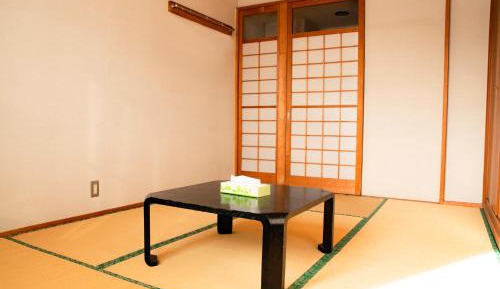 Basic Triple Room