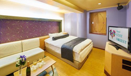 Standard Queen Room