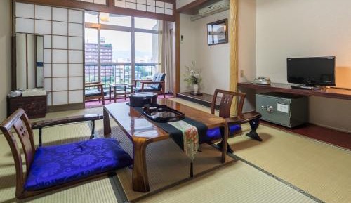 Japanese-Style Family Room - River View - Non-Smoking