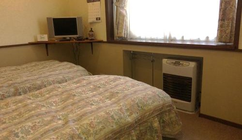 Twin Room with Bathroom