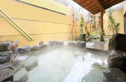 Kaminoyama House | Standard Shunsai Japanese Kaiseki Plan Renovate / Kaminoyama Yamagata