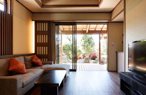 Takachiho House | Ryokan Shinsen