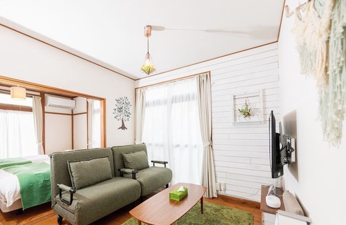 Koshigoe Apartment | Leaf
