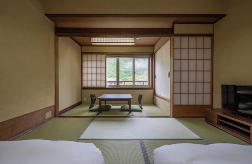 Shiozawa Onsen House | Okuhida Hot Spring Hirayukan
