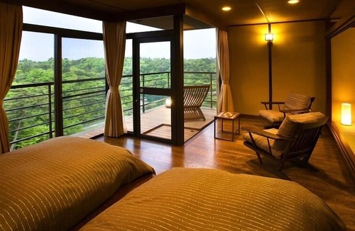 Noto-cho Hotel | Dokutsuburo no Yado Hyakurakuso