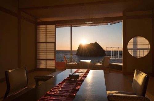 Dogashima House | Umibenokakureyu Seiryu