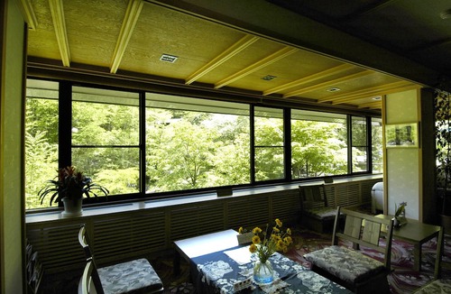 Shirahone House | Awanoyu