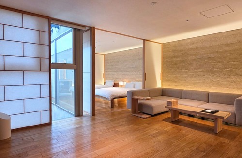 Central Kyoto Hotel | Jyu KyotoOgawasyouyaku VILLA