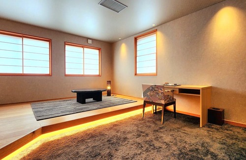 Higashiyama Higashi Chaya District Hotel | Rashiku Kanazawa