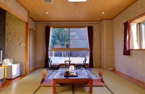 Mishima House | Mizutoyasuragi no Yado Ichinose