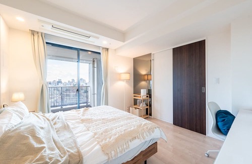 Shirokane Apartment | Tokyo luxurious 17th floor 2BR apartment. Monthly Rental.