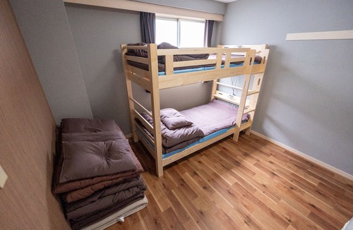 Enzan Onsen House | Youth Hostel Sonomama