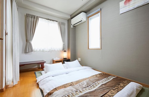 Hyakunincho House | * Good location in a lively commercial area * Excellent access to tourist spots