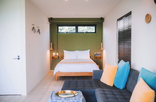Kadena-cho Apartment | BLUE STEAK WONDER SENAHA