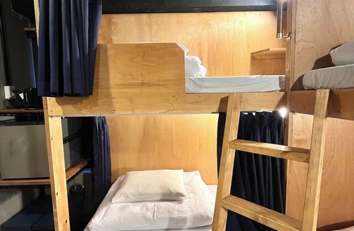 Mita Apartment | Private room for 4 people 2 single bunk beds/Minato-ku Tokyo