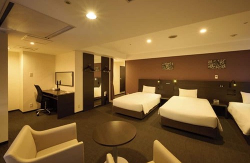 Shijo House | Nonsmoking Deluxe Room corner room Room only/Kyoto Kyōto