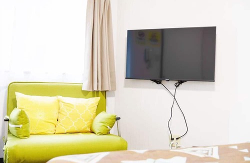 Nishi-Shinjuku Apartment | 5 minutes on foot from Nishi-Shinjuku 5-chome Station & double bed & veranda