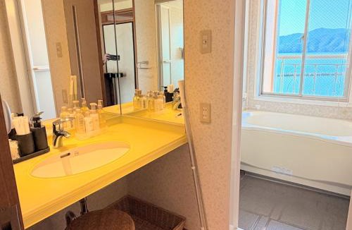 Obama House | Koba City - Apartment - Vacation STAY 91609v