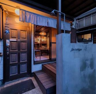 Koshigoe Apartment | 江ノ電の線路沿いで過ごす古民家ステイ 海まで3分 一棟貸し film koshigoe