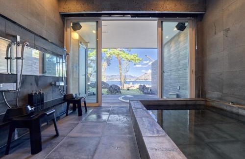 Fujikawaguchiko Villa | 奥富士レイクサイド