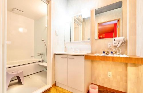 Otsu Apartment | Hotel Beach-House