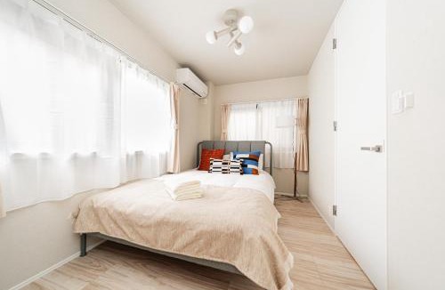 Honkomagome Villa | Promotion 東京中心 超大别墅 全新装修3层楼独栋别墅 家的感觉 4卧室1厅 最大9人Brand new 3-story detached villa with a homey feel 4rooms max 9P 近商圈 设备齐全 直达新宿 银座 涉谷 上野 表参道 品川
